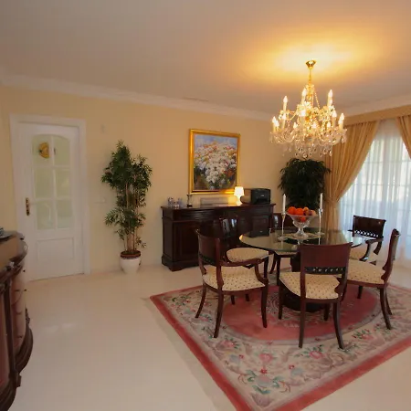 לינה וארוחת בוקר Casa Brabant