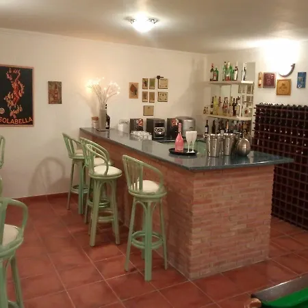 לינה וארוחת בוקר Casa Brabant מיחאס