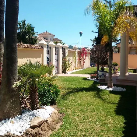 לינה וארוחת בוקר Casa Brabant