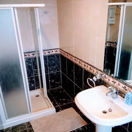 לינה וארוחת בוקר Casa Brabant מיחאס