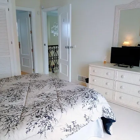 Casa Brabant Bed & Breakfast Mijas