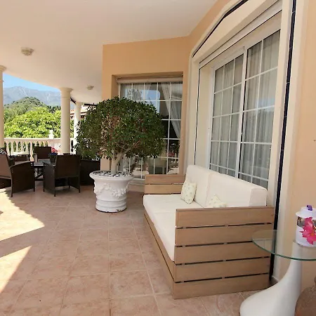 Bed & Breakfast Casa Brabant Mijas