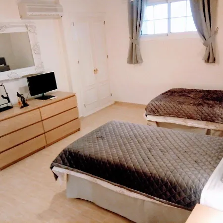 Casa Brabant Bed & Breakfast Mijas