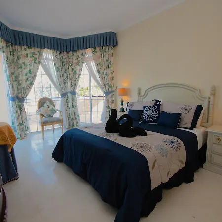 Bed & Breakfast Casa Brabant 5*